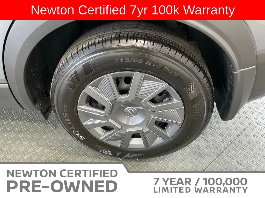 Certified Used 2025 Gun Metallic Nissan S image 38