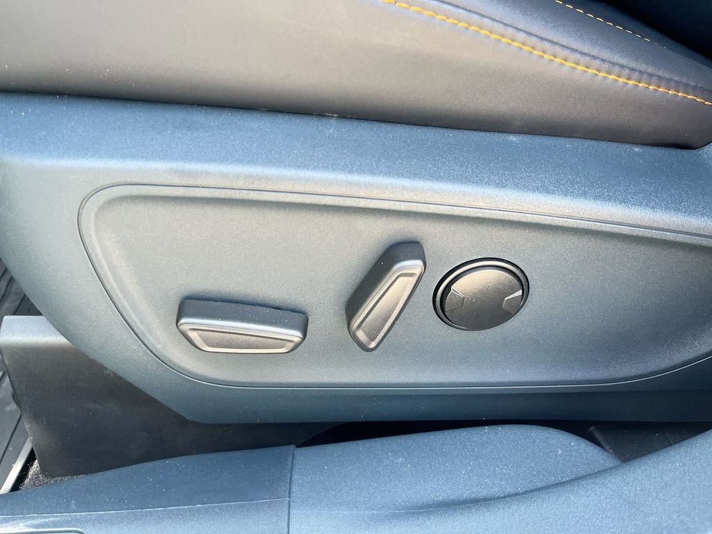 Used 2024 Green Ford Lariat image 18