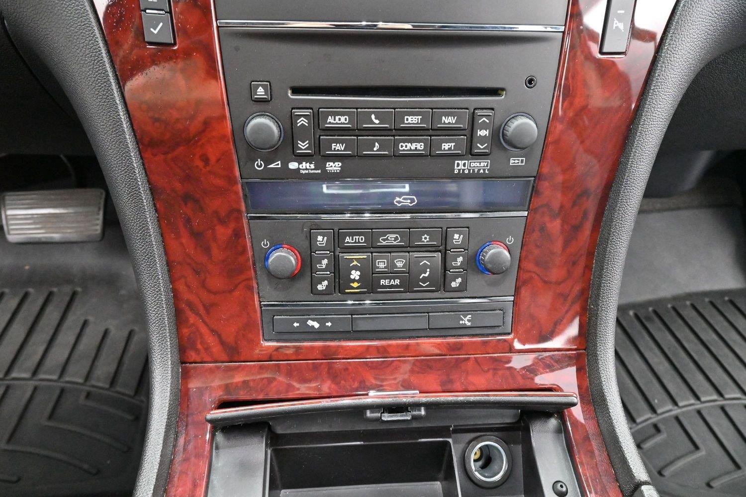 Used 2013 Black Raven Cadillac Premium image 25