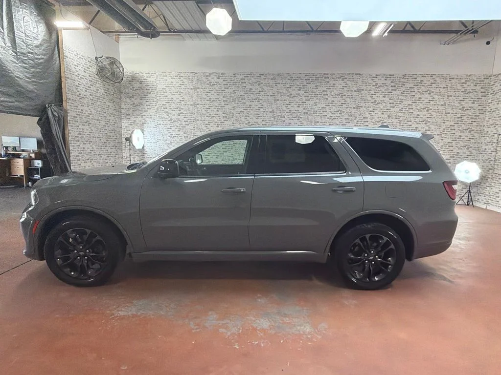 Used 2021 Destroyer Gray Clearcoat Dodge SXT Plus image 4