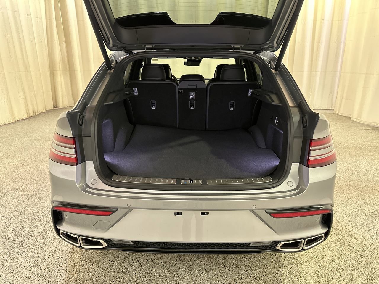 New 2026 Savile Silver Genesis 3.5T E-SC MHEV image 17
