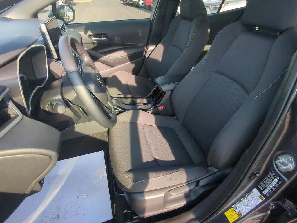 Used 2025 Gray Toyota SE image 11