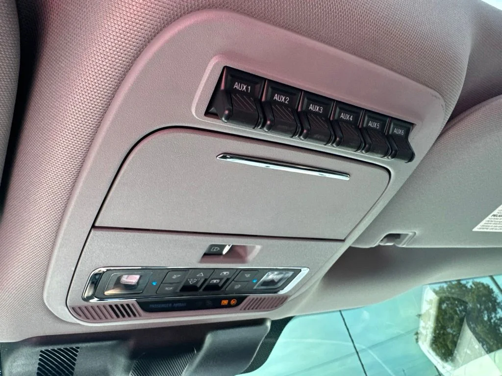Used 2024 Silver Metallic Ford Lariat image 32