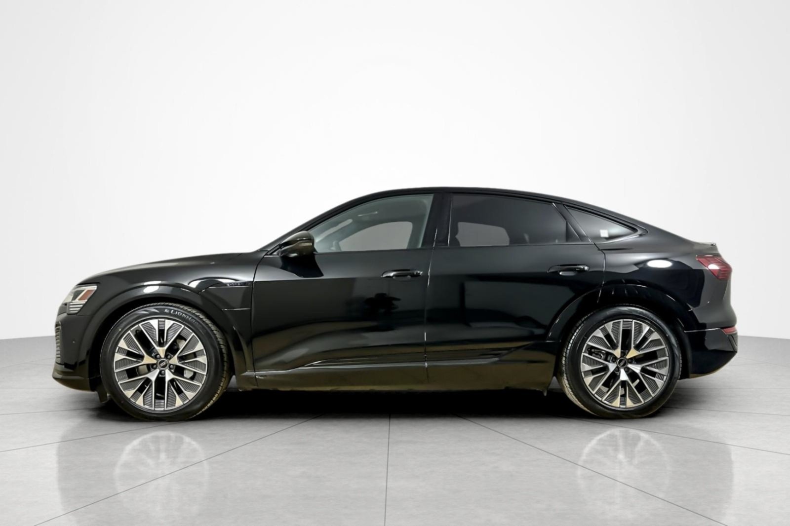 Used 2024 Mythos Black Metallic Audi S line Premium Plus quattro image 2