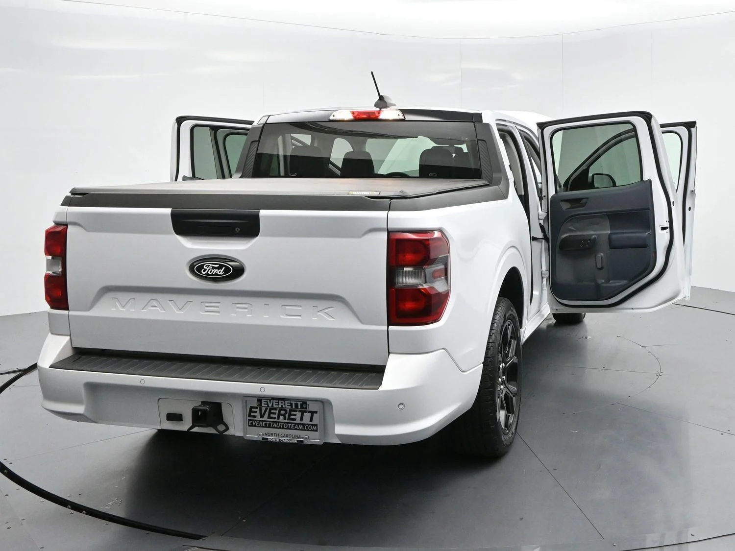 Used 2025 Oxford White Ford Lobo Standard image 38