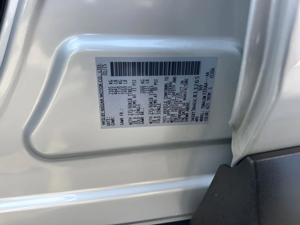 Used 2025 Silver Nissan SV image 33
