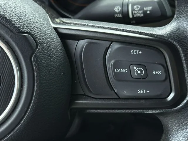 Used 2019 Green Jeep Unlimited Sport image 29