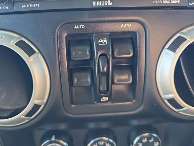 Used 2014 Gray Jeep Unlimited Rubicon image 28