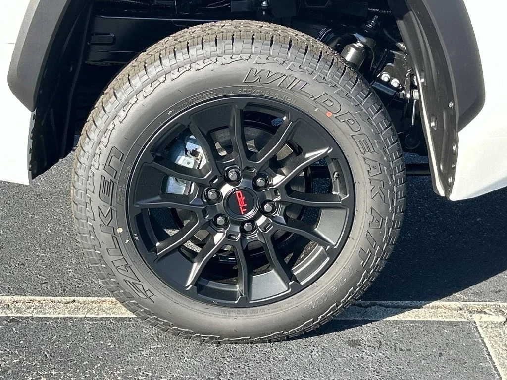 New 2026 Ice Cap Toyota SR5 image 10