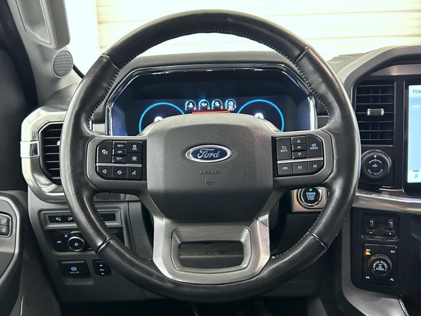 Used 2021 White Ford Lariat image 11