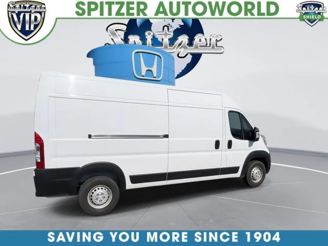 Used 2025 White Ram High Roof image 2