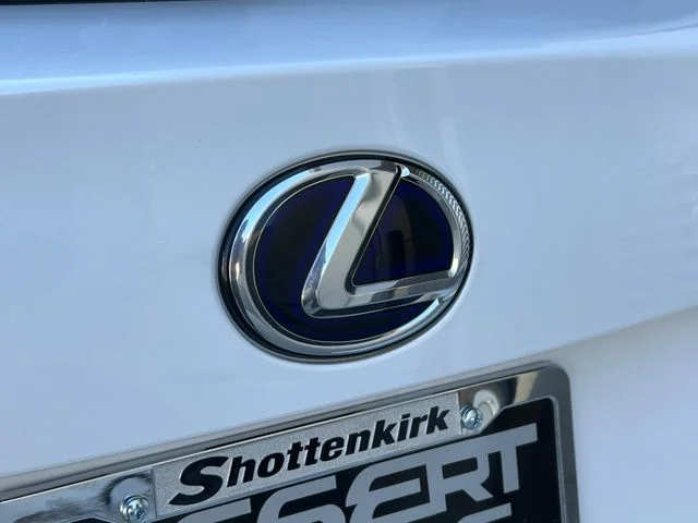 Used 2016 Eminent White Pearl Lexus  image 21