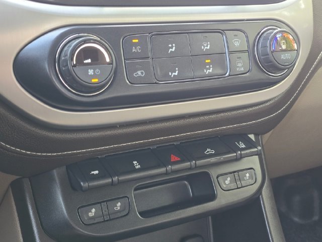 2016 GMC Canyon SLT - Photo 32
