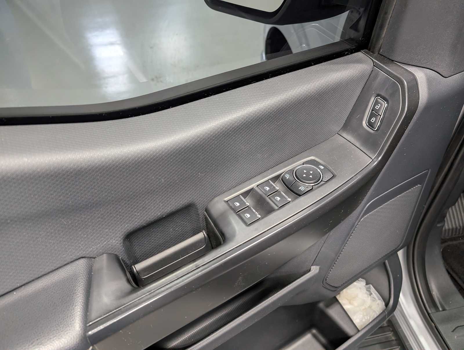 Used 2023 Iconic Silver Metallic Ford XL image 37