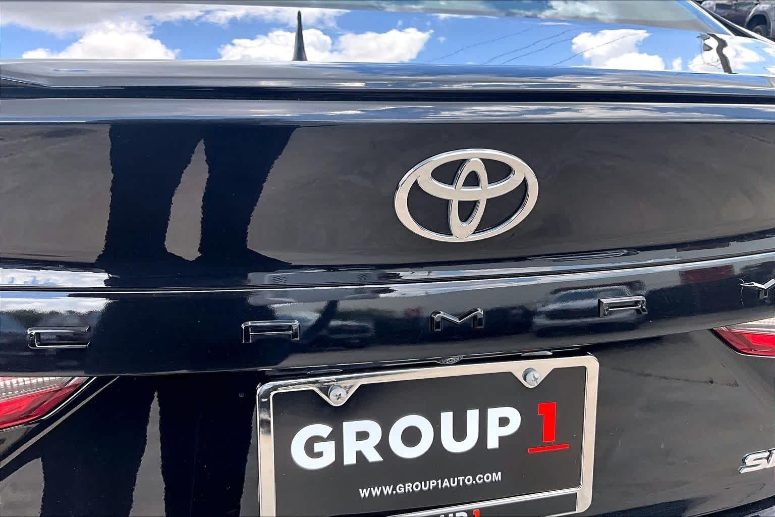 Used 2025 Midnight Black Metallic Toyota SE image 31