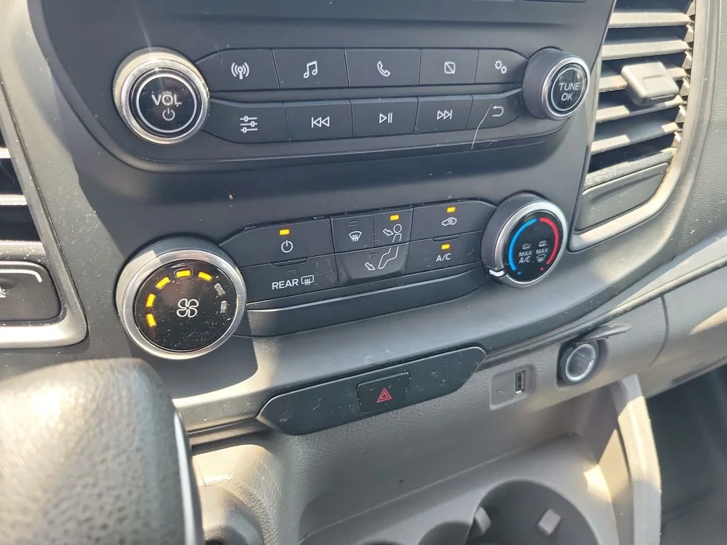Used 2024 White Ford Base image 31