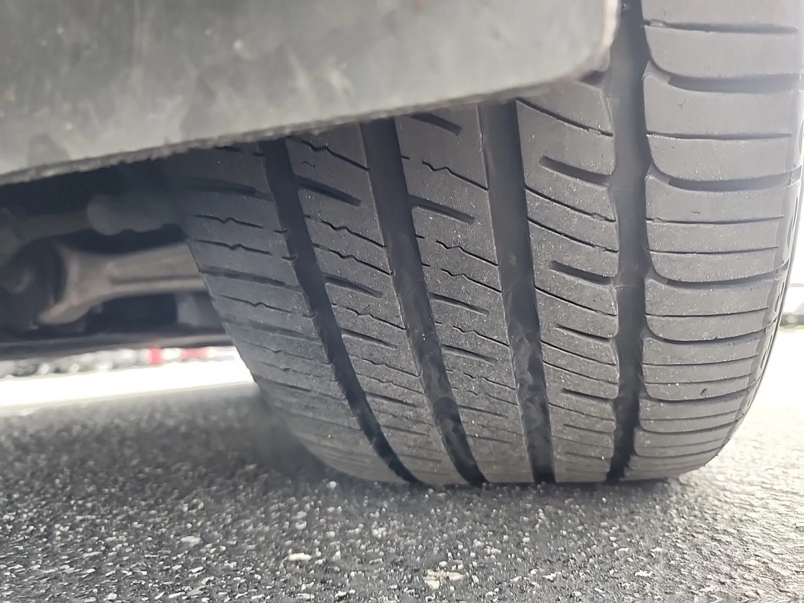 Used 2018 Black Genesis 3.8 image 15