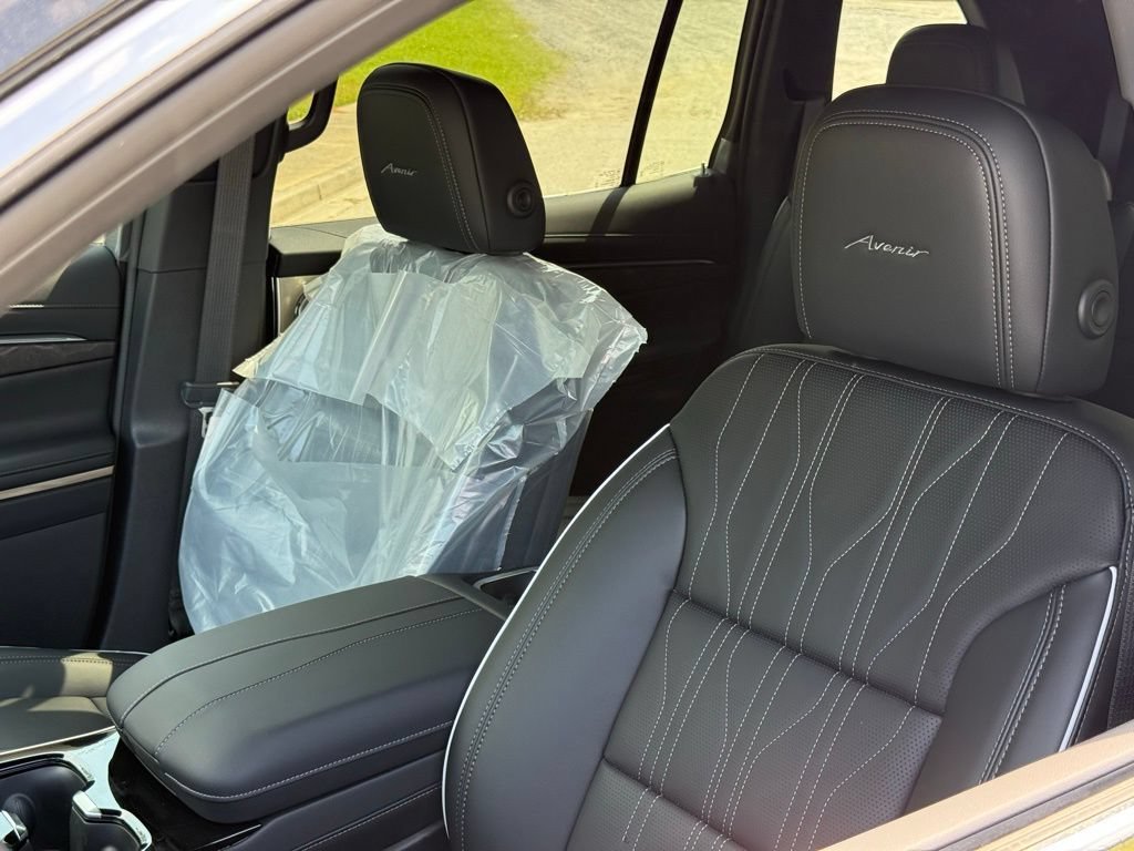 2026 Buick Enclave Avenir - Photo 15