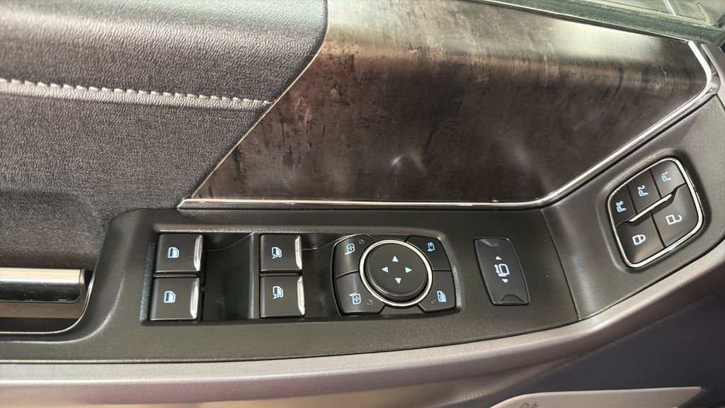 Used 2024 Gray Ford Lariat image 17