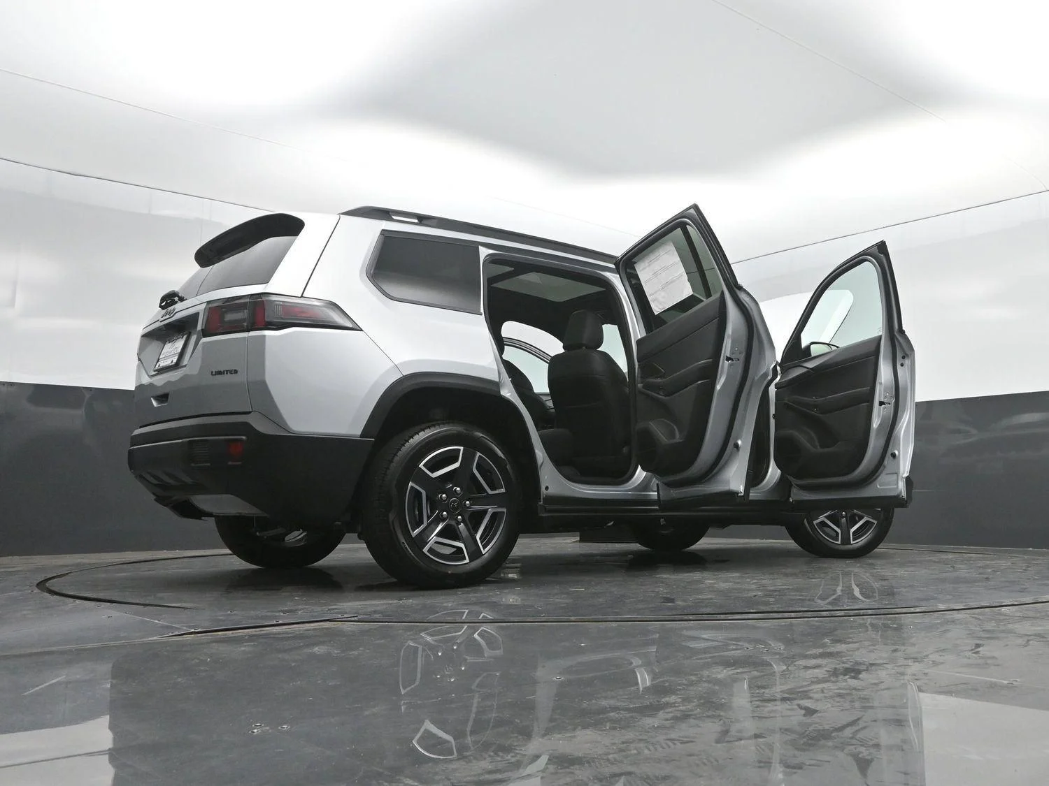 New 2026 Silver Zynith Clear-Coat Exterior Paint Jeep Laredo image 50