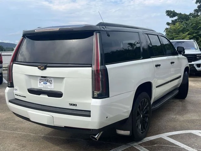 Used 2017 Gray Cadillac Luxury image 3