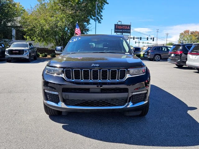 Used 2021 Black Jeep Limited image 2