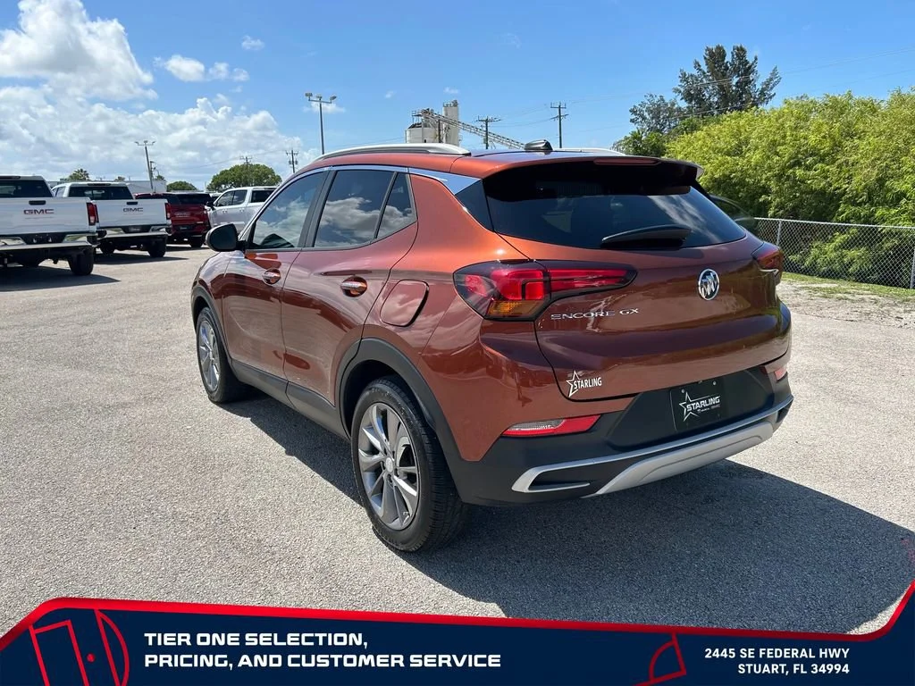 Used 2020 BURNISHED BRONZE METALLIC Buick Select image 7