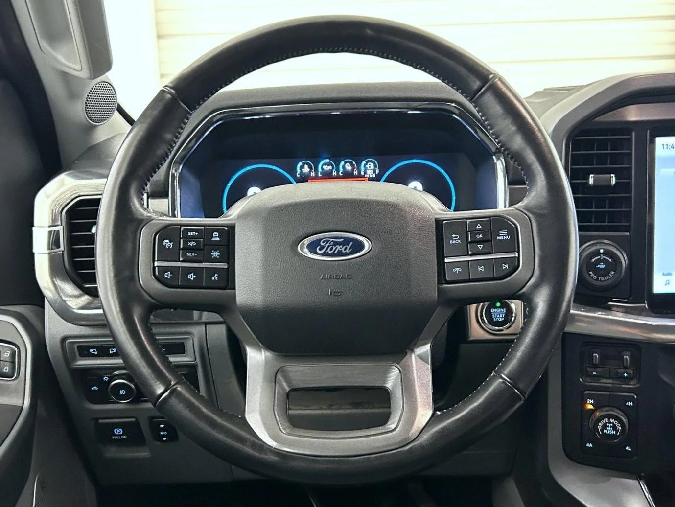 Used 2021 White Ford Lariat image 11