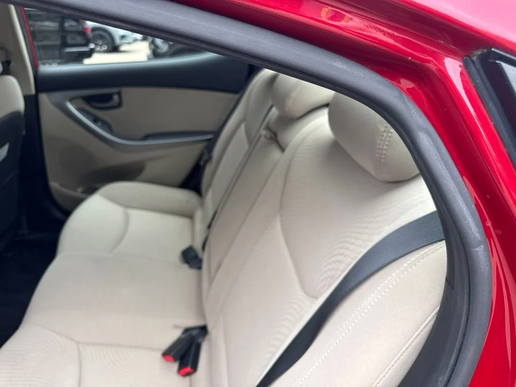 Used 2014 Red Hyundai SE image 14