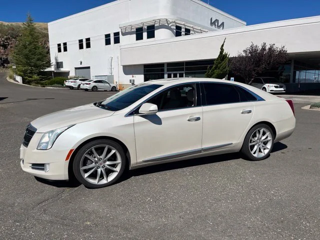 Used 2014 White Diamond Tricoat Cadillac Premium image 1
