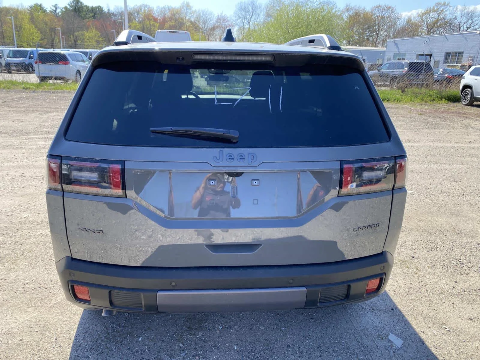New 2026 Sting-Gray Clearcoat Jeep Laredo image 4