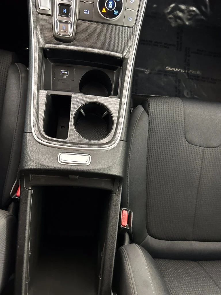 Used 2021 Blue Hyundai SE image 15