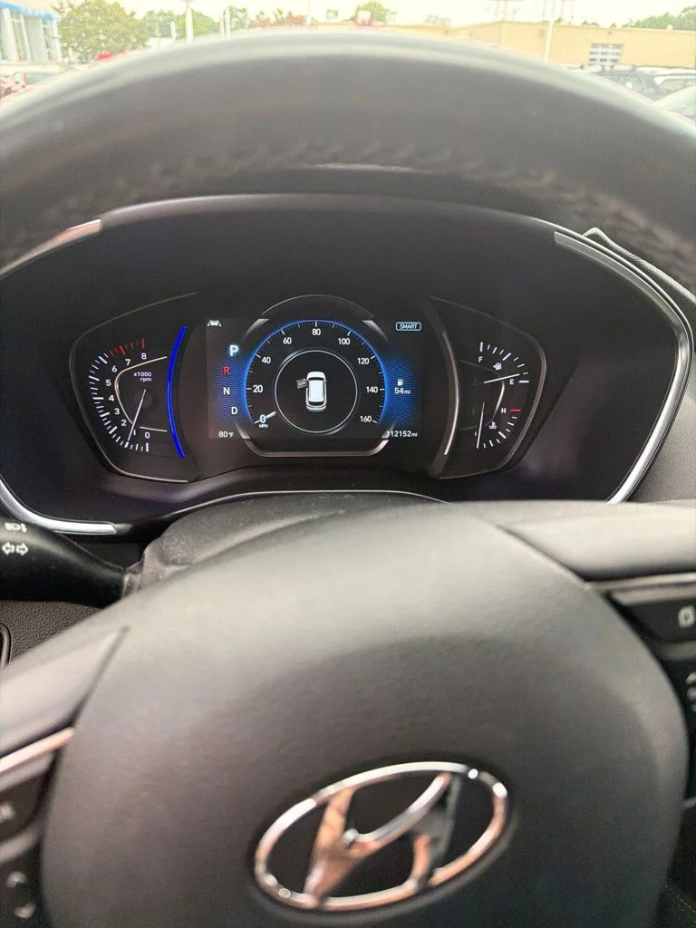 Used 2019 Gray Hyundai Limited image 14