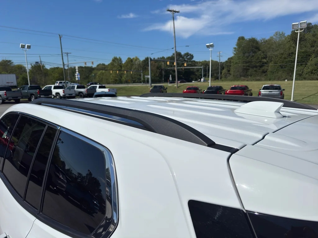2025 GMC Acadia Elevation - Photo 9