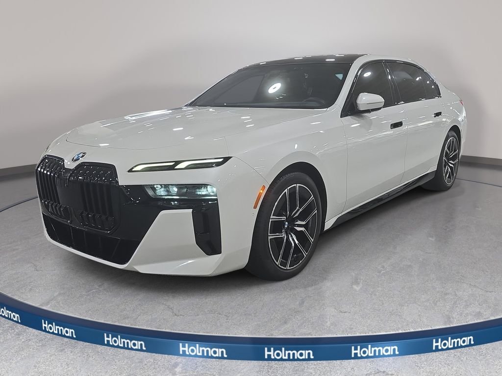 2023 BMW 7 Series 740i's photo