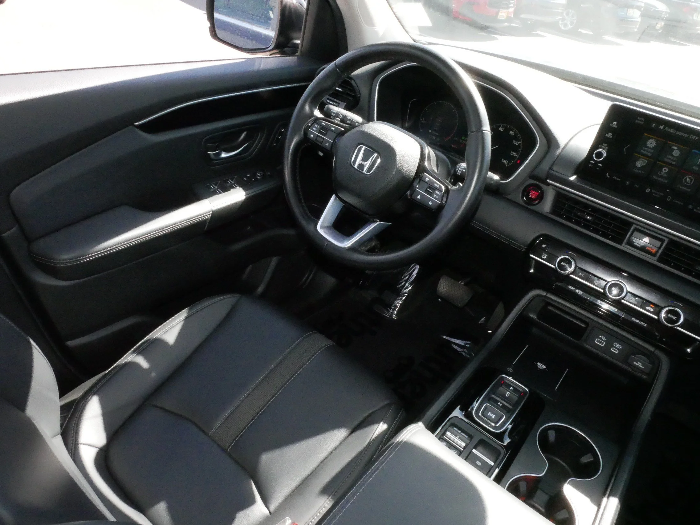 2025 Honda Pilot EX-L - Photo 9