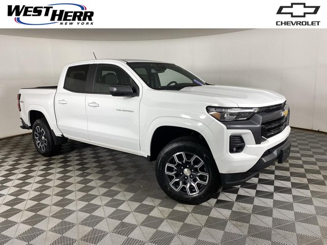 2023 Chevrolet Colorado 4WD LT