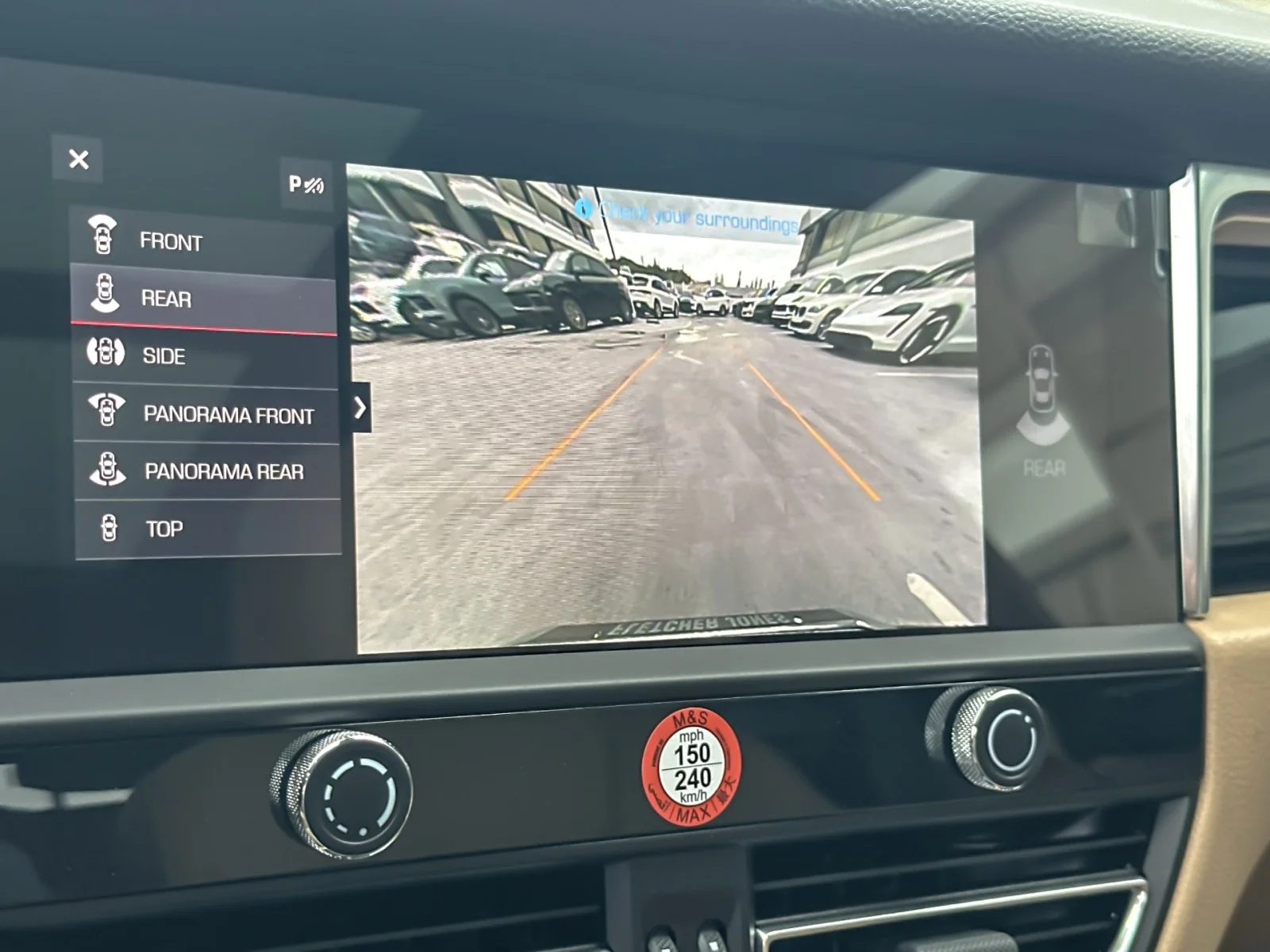 2026 Porsche Macan - Photo 20