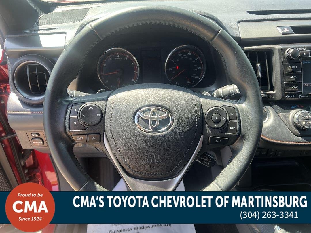 Used 2017 Barcelona Red Metallic Toyota SE image 17