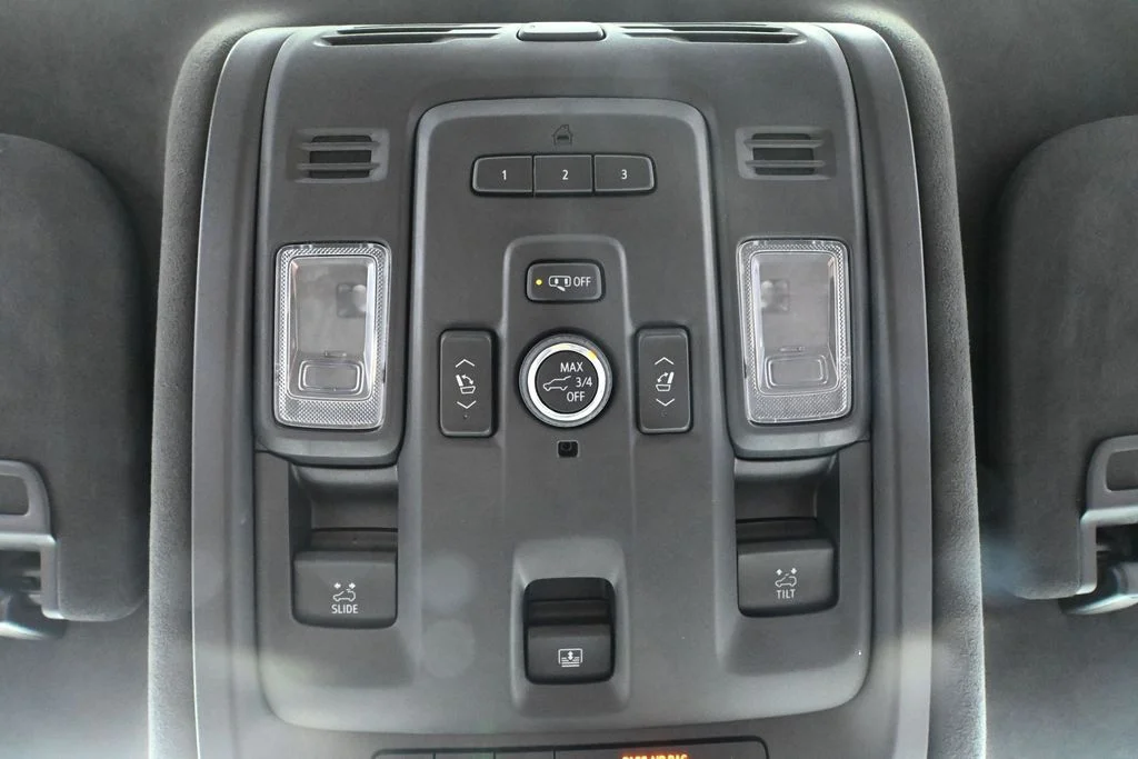 2024 Cadillac Escalade V-Series - Photo 29