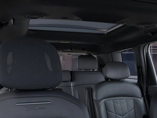 New 2027 Glacial White Pearl Kia X-PRO SX image 27