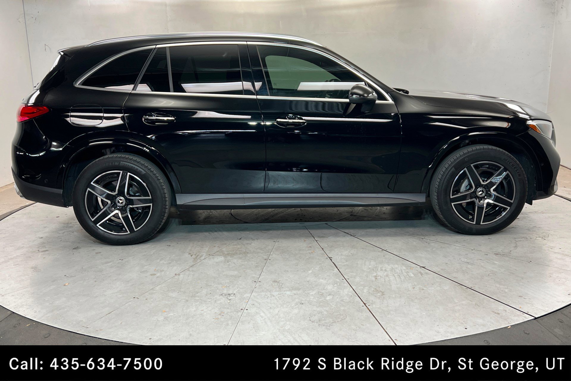 Certified Used 2026 Black Mercedes-Benz GLC 300 image 7