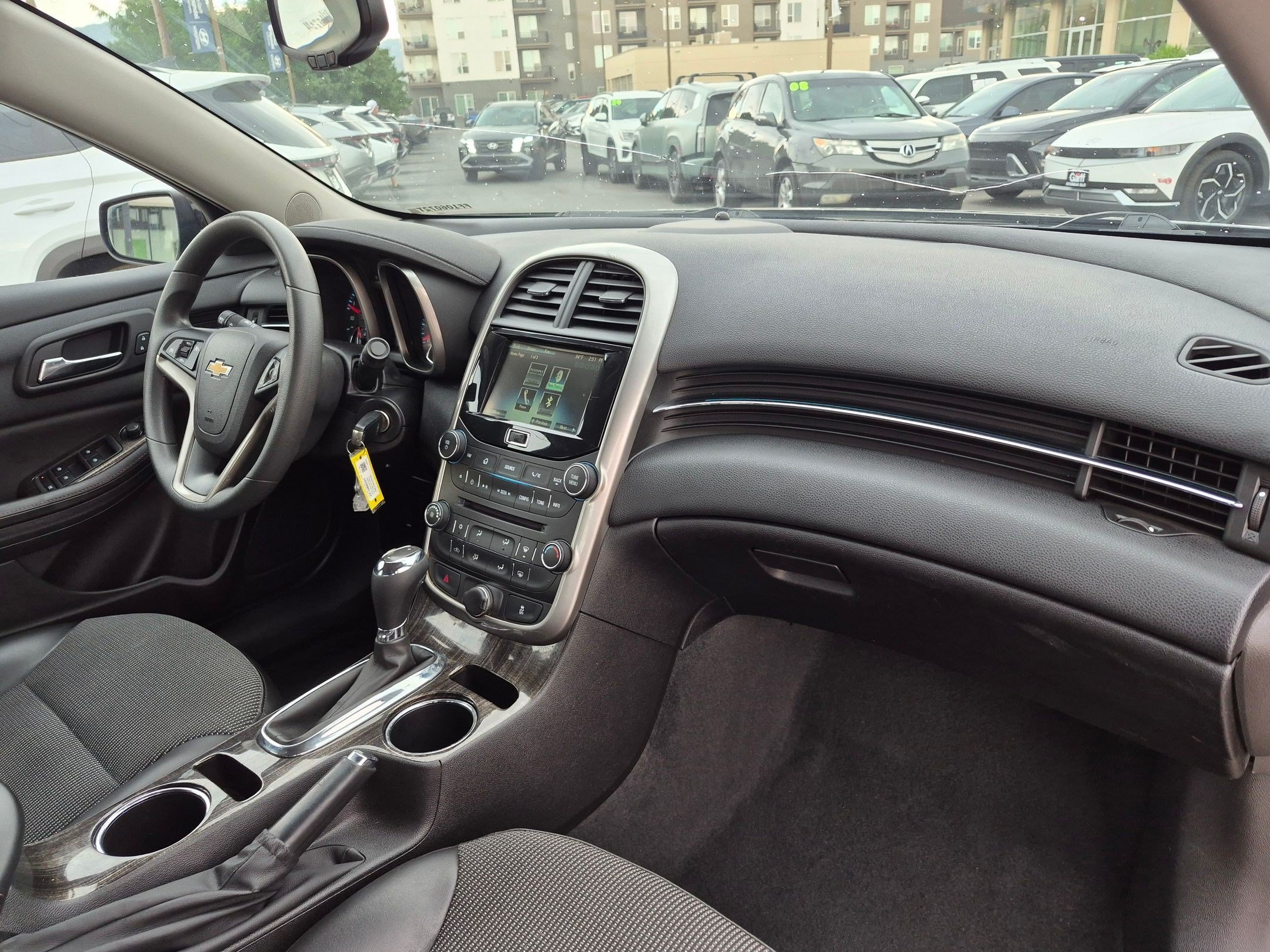 Used 2015 Black Granite Metallic Chevrolet LT image 28