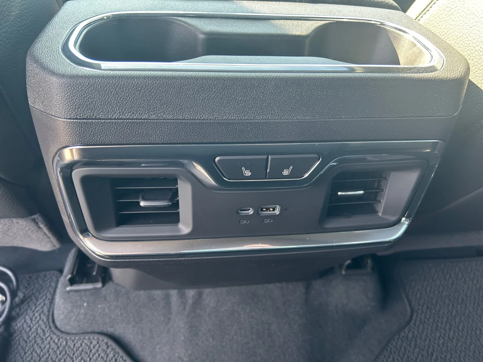 New 2026 Glacier White Tricoat GMC Denali image 20