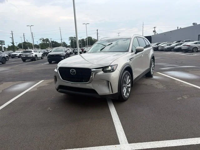 New 2026 Platinum Quartz Metallic Mazda 3.3 Turbo Preferred AWD image 22