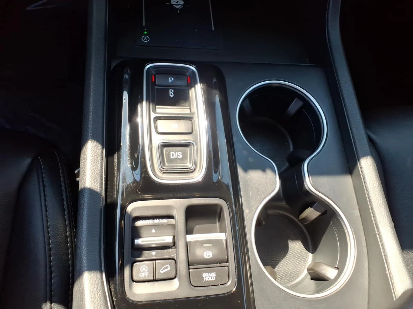 2024 Honda Pilot Touring - Photo 19