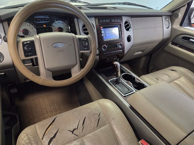 Used 2008  Ford Limited image 13