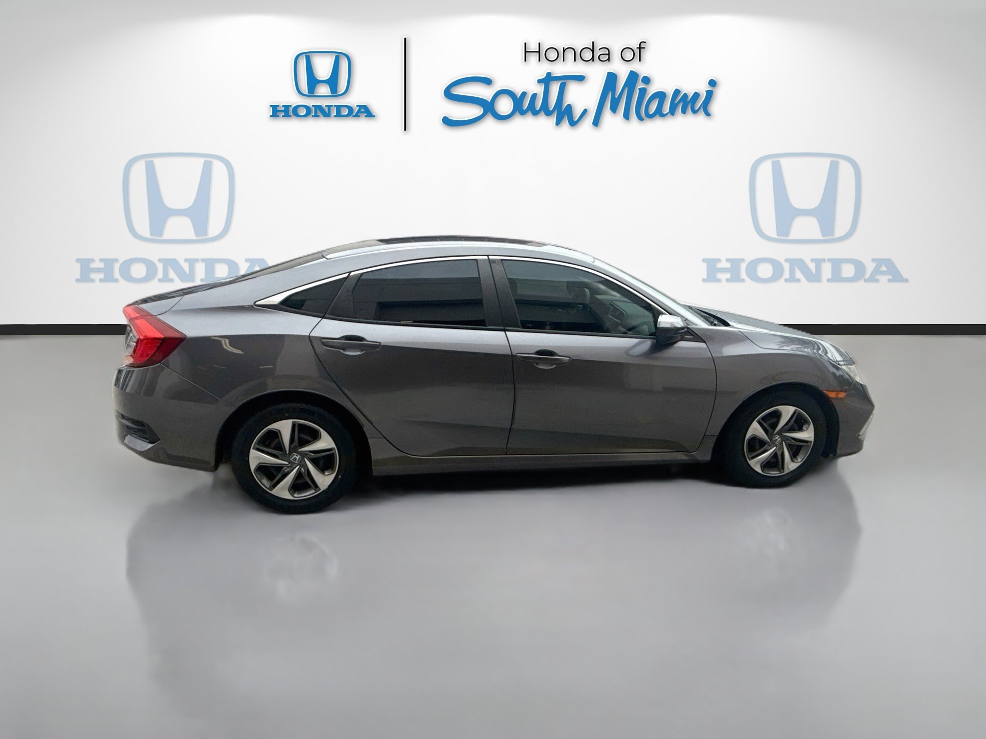 Used 2019 Modern Steel Metallic Honda LX image 8