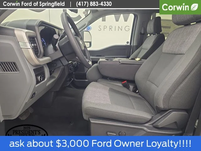 New 2026 Oxford White Ford F-250® XLT image 24