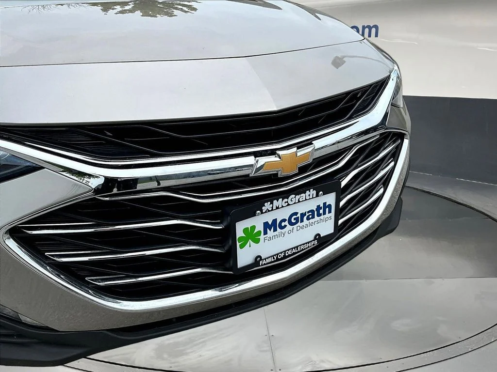 Used 2023 Gray Chevrolet LT image 34